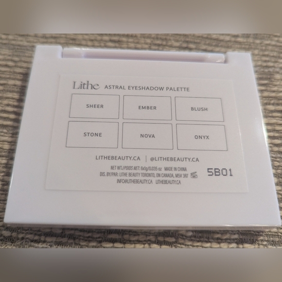 NIB Lithe Astral Eyeshadow Palette - Picture 2 of 4